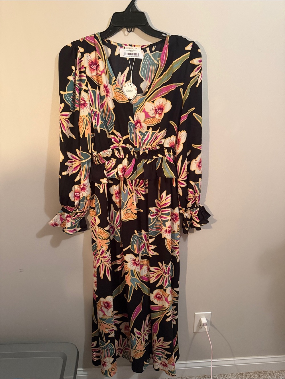 Floral Long Sleeve V-Neck Maxi Dress - Black with Pink & Green Floral. Oddy Med